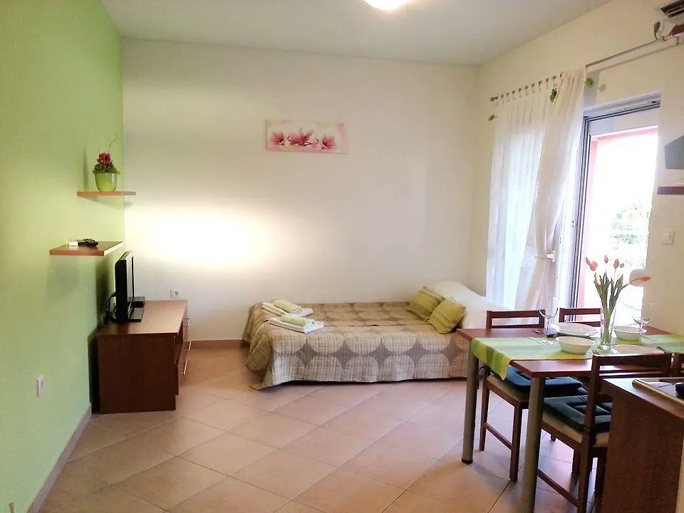 Apartments Marta Seline Croatia